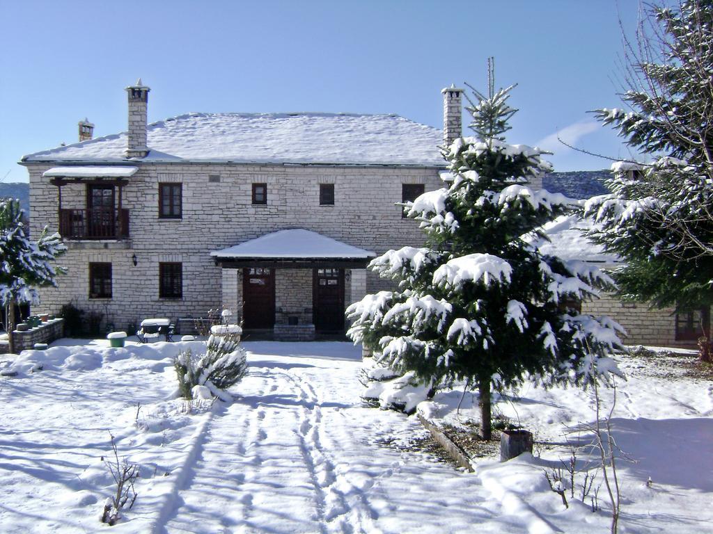 Aloni Guesthouse Áno Pediná Eksteriør billede